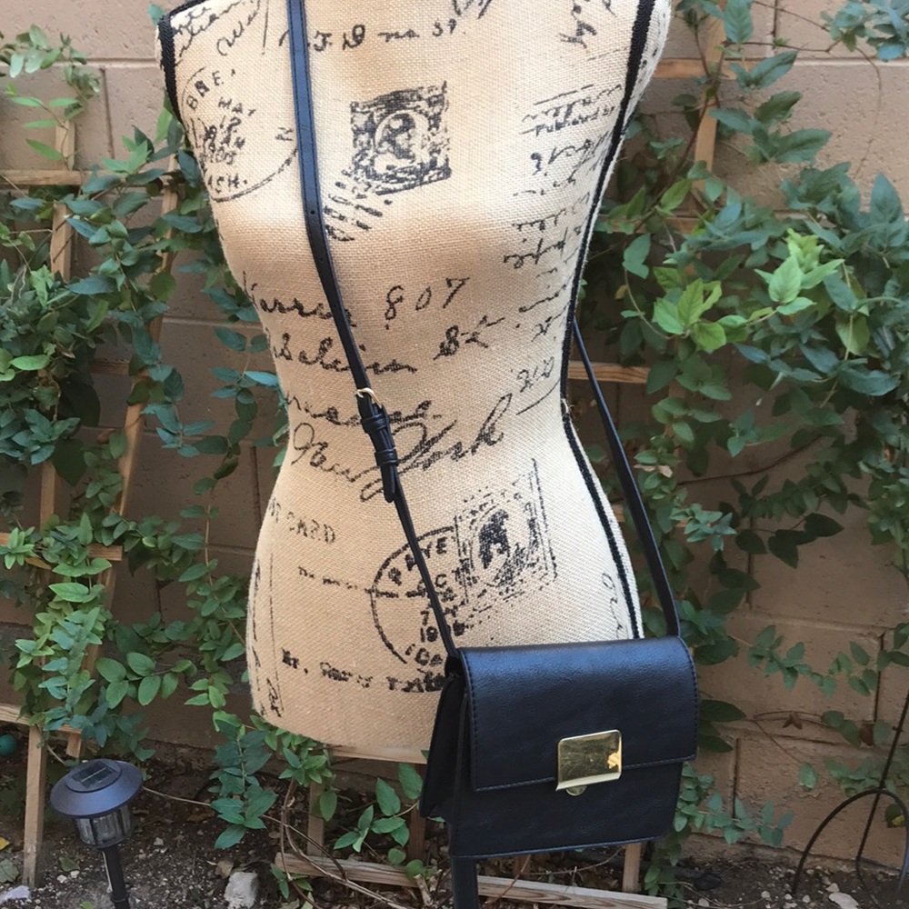 F21 Crossbody Mini Purse